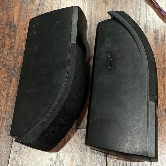 Bose 161 Speaker System Left and Right Speakers Black - Picture 2 of 4